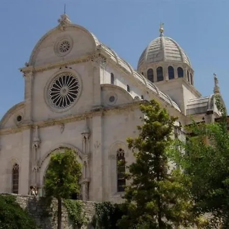 Stari Sibenik Guest house Grebastica