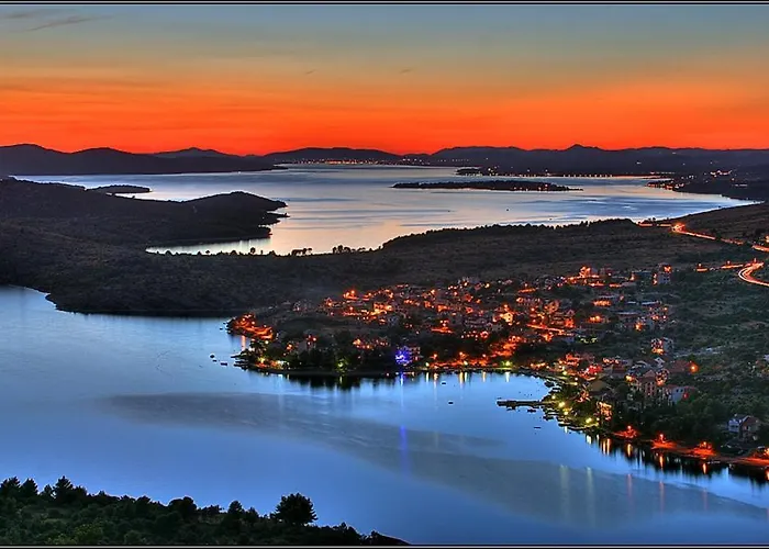 Stari Sibenik Guest house Grebastica